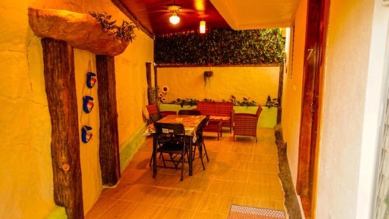 Cabinas Colibri La Fortuna ภายนอก รูปภาพ